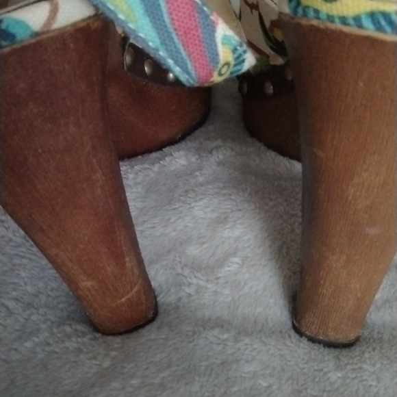 Xhilaration Heels 👠 - Picture 4 of 7